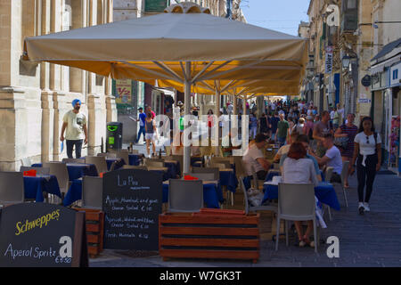 Street Cafe, Valletta, Malta Stockfoto