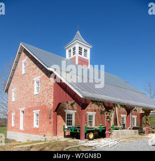 Scheune am Elmwood Mansion, die auch als Hugh Caperton Haus, ein historisches Haus in der Union, West Virginia bekannt Stockfoto