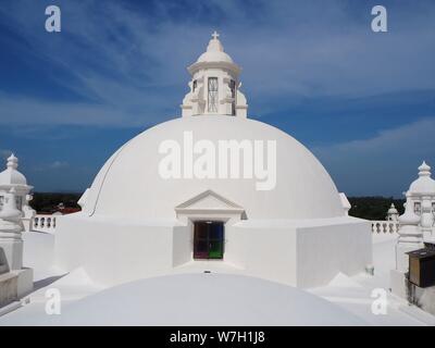 Nicaragua, León, Kathedrale, Real und renommierten Basilika Kathedrale der Himmelfahrt der Jungfrau Maria, Dach. Stockfoto