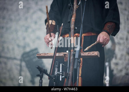 SIBIU, Rumänien - 26. JULI 2019: Norwegische Nordic Music band Wardruna live bei Artmania Festival Stockfoto