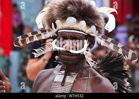 Wamena/Papua, Indonesien - 08 Aug 2016. Nationale Festival der lokalen Stämme in Wamena Stadt, Papua Stockfoto