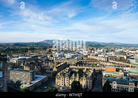 Antenne drone Blick auf Edinburgh City Centre Stockfoto