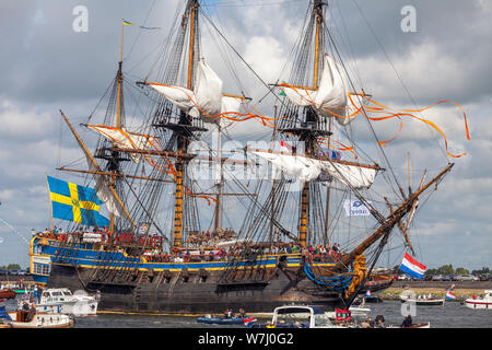 AMSTERDAM, 19-08-2010, Noordzeekanaal, Sail Amsterdam 2010, Clipper Stad Amsterdam während der Sail-in Stockfoto