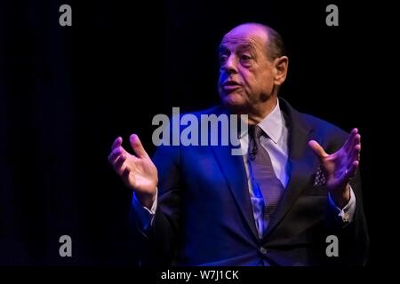 Edinburgh, Schottland, Großbritannien. 6. Aug 2019. Der LBC Iain Dale Interviews für konservative Verteidigungsminister, Sir Nicholas Soames, als Teil seiner Reden alle Serie beim Edinburgh Fringe Festival Credit: Rich Dyson/Alamy leben Nachrichten Stockfoto