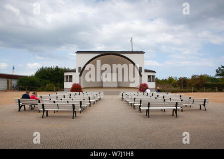 Zinnowitz, Deutschland - August 4,2019: Musikpavillon Zinnowitz Ostseeküste, Deutschland. Zinnowitz ist ein Kurort in Mecklenburg auf der deutschen Insel Stockfoto