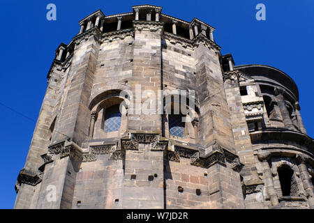 Abschnitt der Schwarzen Tor (Porta Nigra) in Trier, Deutschland Stockfoto