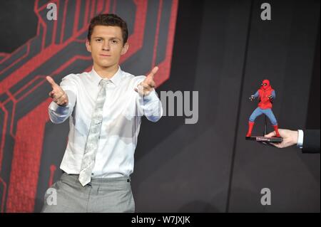 Englisch Schauspieler Tom Holland besucht eine Premiere für seinen neuen Film 'Spider-Man: Homecoming" in Peking, China, 4. September 2017. Stockfoto