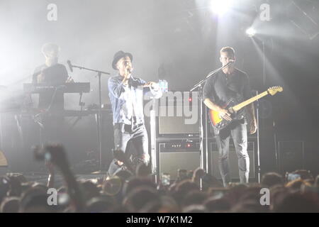 ** Hongkong aus ** American Pop Rock Band OneRepublic führt bei einem Konzert in Hongkong, China, 19. September 2017. Stockfoto