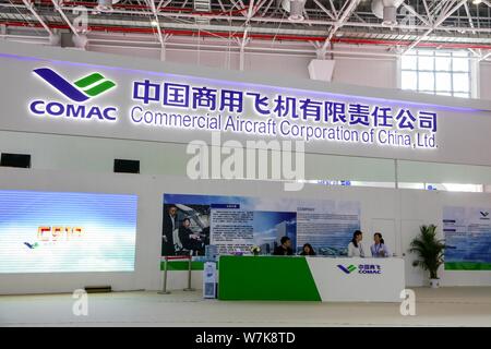 ---- Blick auf den Stand der COMAC (Commercial Aircraft Corporation von China) während der 11. internationalen Luft- und Raumfahrt China Ausstellung, ein Stockfoto