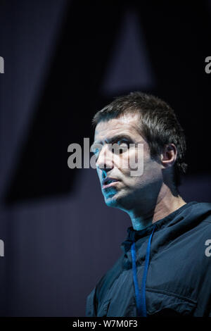 Englischer Musiker, Sänger und Songwriter, der ehemalige Sänger der Rock Band Oasis, Liam Gallagher führt bei seinem Konzert im Nationalen Olympischen Sp Stockfoto