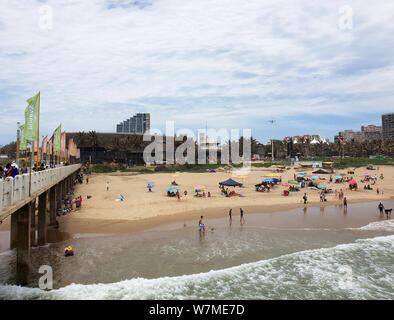 Am Strand von Durban, Kwazulu Natal, Südafrika Stockfoto