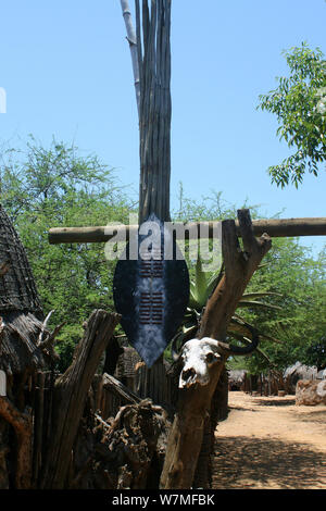 Eingang zu den Zulu Dorf in Shakaland Zulu Cultural Village, Eshowe, Kwazulu Natal, Südafrika Stockfoto