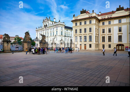 In Prag in der Tschechischen Republik. Erzbischöfliche Palast auf der Burg Stockfoto