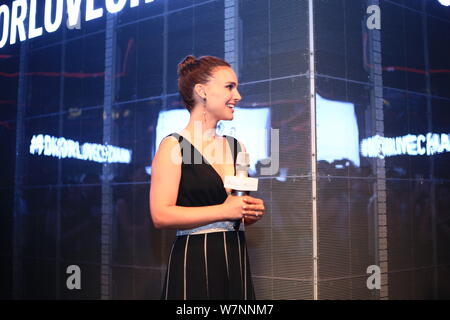 Die amerikanische Schauspielerin Natalie Portman besucht eine Partei für Miss Dior in Shanghai, China, 17. Juli 2017. Stockfoto