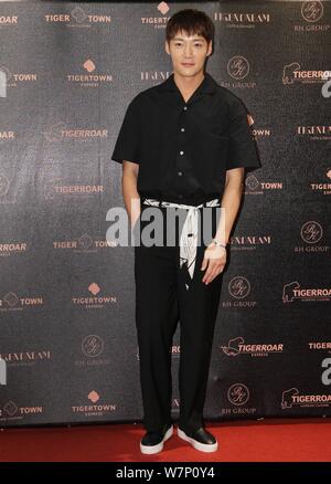 Koreanische Schauspielerin Choi Jin-hyuk besucht eine Werbeveranstaltung für Koreanische Küche in Taipei, Taiwan, 20. Juli 2017. Stockfoto