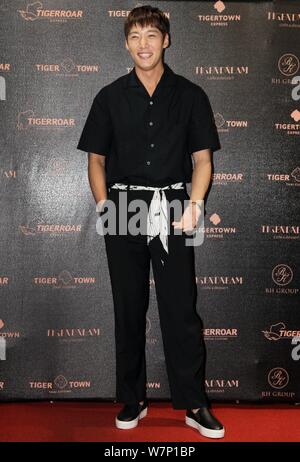 Koreanische Schauspielerin Choi Jin-hyuk besucht eine Werbeveranstaltung für Koreanische Küche in Taipei, Taiwan, 20. Juli 2017. Stockfoto