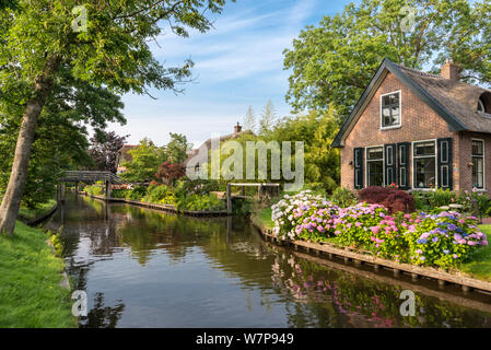 Das malerische Dorf Giethoorn, Niederlande Stockfoto