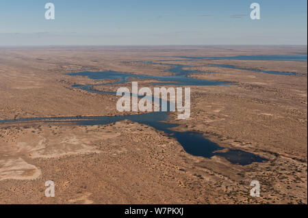 Luftaufnahme der mäandrierenden Gewässern des Cooper Creek. South Australia, Juli 2011 Stockfoto