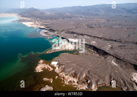 Lake Assal Shoreline - Africas niedrigsten Punkt in 515 Meter unter dem Meeresspiegel, Dschibuti, März 2008 Stockfoto