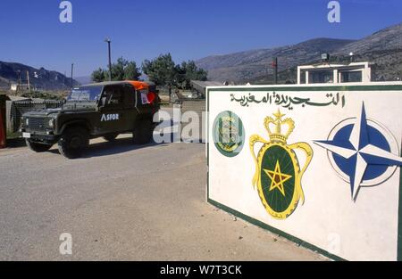 Die NATO-Intervention in Bosnien Herzegowina, marokkanischen Armee Kontrollpunkt in Mostar (März 1998) Stockfoto