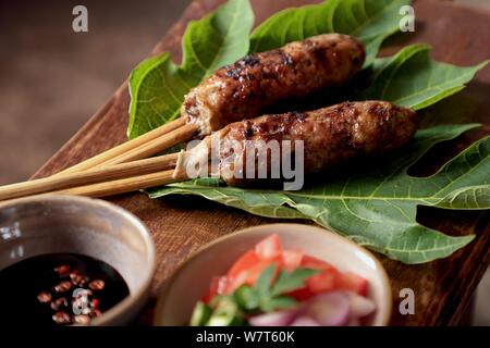 Sate Buntel Solo. Lammhackfleisch satay von Solo/Surakarta, Central Java. Stockfoto