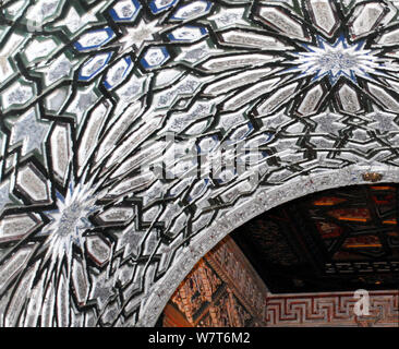 Erstaunlich gegensätzliche Decke Designs und Strukturen im Rathaus der Stadt Sanlucar de Barrameda in Spanien Stockfoto