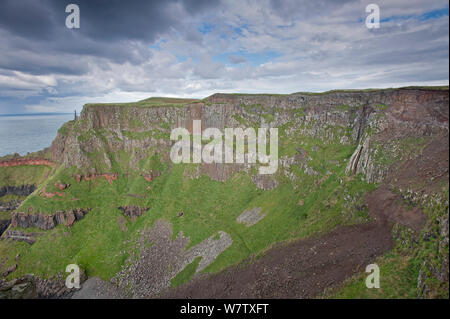 Steilküsten, Causeway Coast, County Antrim, Nordirland, Großbritannien, September 2013. Stockfoto