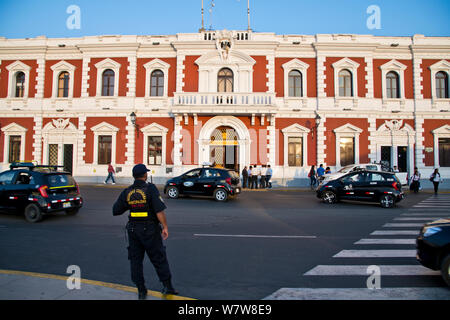 Trujillo, drittgrößte Stadt, Kathedrale, Quadrat, koloniale wichtige Gebäude, Norden von Peru, Südamerika Stockfoto