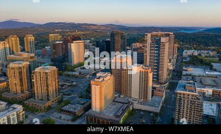 Bellevue ist eine moderne Stadt im Staat Washington, USA Stockfoto