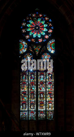 Straßburger Münster, Cathédrale Notre-Dame de Strasbourg, Vorhalle, die Südfenster Stockfoto