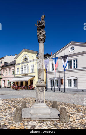 Radnice, Náměstí Míru, Bruntál, Moravskoslezský kraj, Slezsko, Ceska Republika/Hauptplatz, Stadt Bruntal, Mähren, Opava region, Schlesien, Tschechische Repub Stockfoto