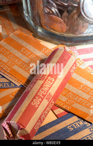 Loose Change und Coin Wrappers immer noch Leben, USA Stockfoto
