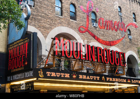 'Moulin Rouge!" musikalische Festzelt an der Al Hirschfeld Theatre in New York City, USA Stockfoto