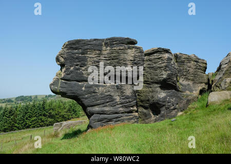 Die bridestones, Gritstone Felsformationen in der Nähe von Todmorden, West Yorkshire, England, Großbritannien Stockfoto