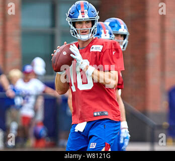 August 6, 2019, East Rutherford, New Jersey, USA: New York Giants Quarterback Eli Manning (10) Während des Trainings Camp an der Quest Diagnostics Training Center in East Rutherford, New Jersey. Duncan Williams/CSM Stockfoto