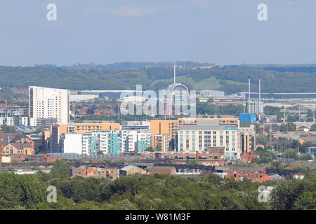 Ein Blick über Leeds aus Leysholme Antrieb im Wortley. Stockfoto