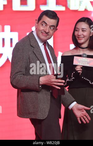 Englisch Schauspieler Rowan Atkinson spielt Mr. Bean während einer Premiere für seinen Film "Top lustige Komiker' in Peking, China, 19. März 2017. Stockfoto