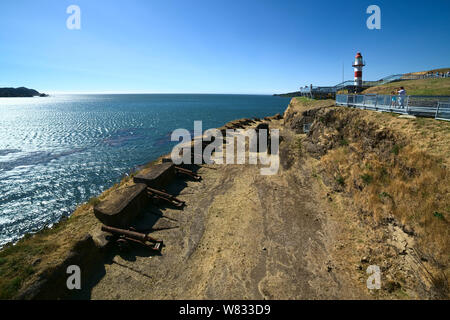 NIEBLA, CHILE - Februar 2, 2016: Leuchtturm und Kanonen der Niebla fort, Chile am 2. Februar 2016. Stockfoto