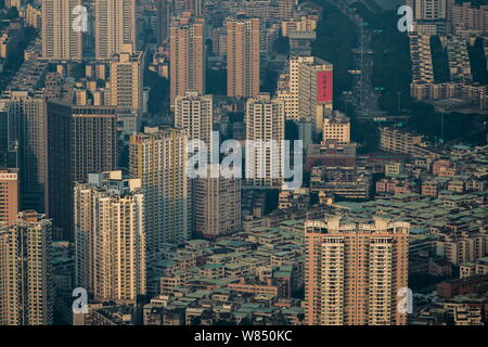 Blick auf wohnhochhäuser in Futian District, Shenzhen, die südchinesische Provinz Guangdong, 15. September 2016. Shenzhen Hotel Stockfoto