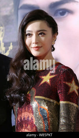 Chinesische Schauspielerin Fan Bingbing besucht die Premiere Zeremonie der Film L.O.R.D (Legende von Ravaging Dynastien) in Peking, China, 29. September 2016. Stockfoto