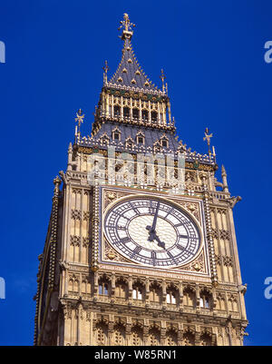 Big Ben und das Elizabeth Tower von Westminster Bridge, Palast von Westminster (Parlament), Westminster, London, England, Vereinigtes Königreich Stockfoto