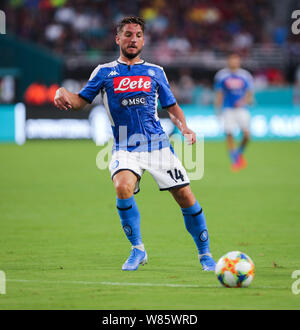 Miami Gardens, Florida, USA. 7 Aug, 2019. SSC Napoli vorwärts Trocknet Mertens (14), die in Aktion bei einem Freundschaftsspiel gegen den FC Barcelona im Hard Rock Stadion in Miami Gardens, Florida. Credit: Mario Houben/ZUMA Draht/Alamy leben Nachrichten Stockfoto