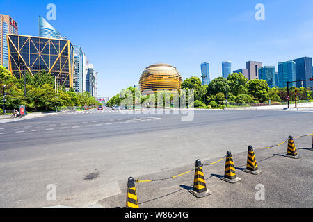 Skyline der InterContinental Hotel Hangzhou, Mitte und anderen Gebäuden in qianjiang neue Stadt in Hangzhou, Provinz Zhejiang, China 21. Stockfoto