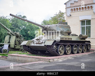 Kiew, Ukraine - Juli 23, 2019: 1944 Battle Tank T -34/85 in der Polytechnischen Museum an der Ukrainischen Nationalen Technischen Universität Stockfoto