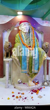 Sai Baba von Shirdi im hinduistischen Tempel. Er war ein indischer spiritueller Meister, wurde und wird von seinen Anhängern als heiliger Fakir und satguru betrachtet. Stockfoto