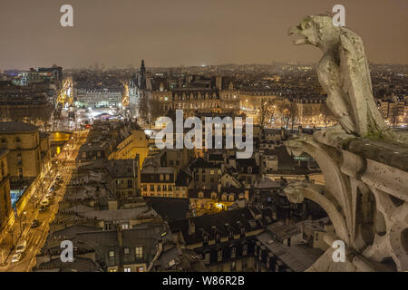 Paris (Frankreich): Chimäre von Kathedrale Notre-Dame (nicht für Postkarte Produktion verfügbar) Stockfoto