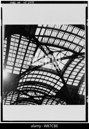 Halle DACH DETAIL. - Pennsylvania Station; 14. Historischer amerikanischer Gebäude Umfrage, Edward Popko, Fotograf 1965, CONCOURSE DACH DETAIL. - Pennsylvania Station, 370 Seventh Avenue, West 31, 30 - 33 Straßen, New York, New York County, NY Stockfoto