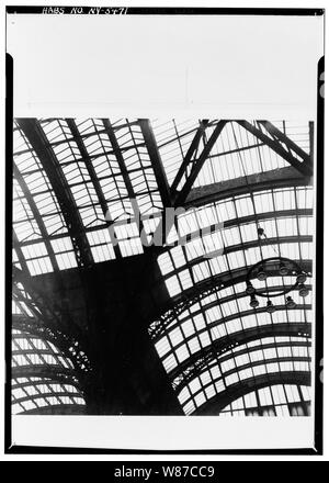 Halle DACH DETAIL. - Pennsylvania Station; 13. Historischer amerikanischer Gebäude Umfrage, Edward Popko, Fotograf 1965, CONCOURSE DACH DETAIL. - Pennsylvania Station, 370 Seventh Avenue, West 31, 30 - 33 Straßen, New York, New York County, NY Stockfoto