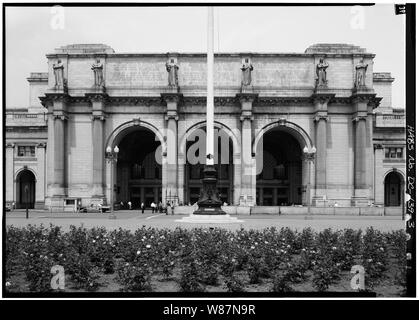 3. Südseite, HAUPTEINGANG PAVILLON, Höhe (1968) - Union Station, 50 Massachusetts Avenue Northeast, Washington, District of Columbia, DC Stockfoto