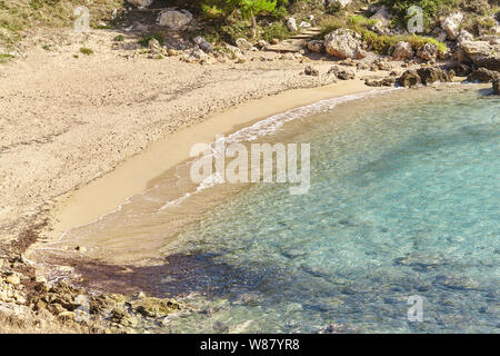 Atemberaubende Naturlandschaften und Küste von Apulien, Italien. Stockfoto